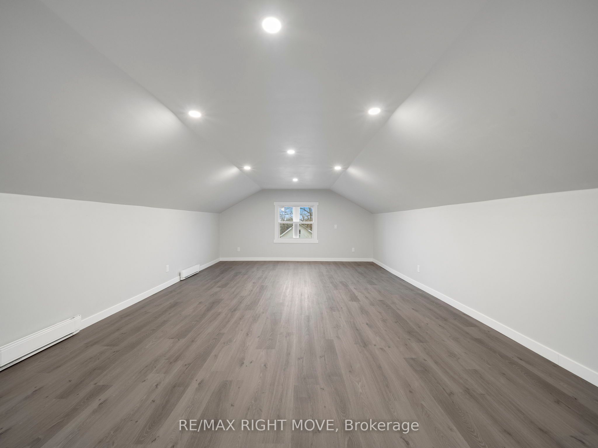 206 Mary Street Property Photo 19