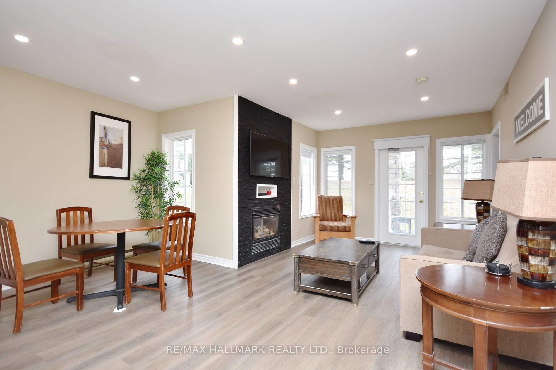 #2014/15 - 90 Highland Drive Property Photo 2