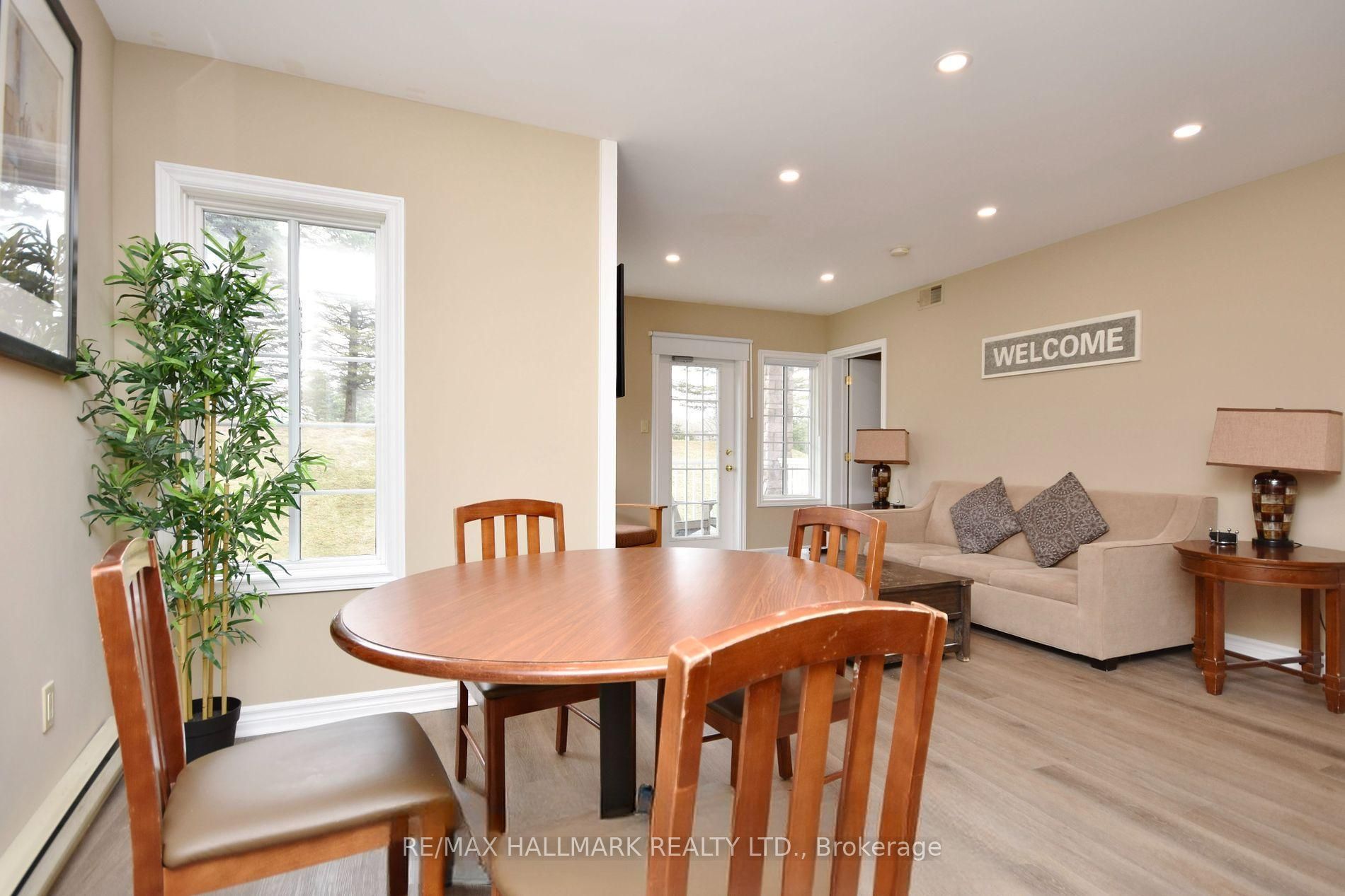 #2014/15 - 90 Highland Drive Property Photo 18