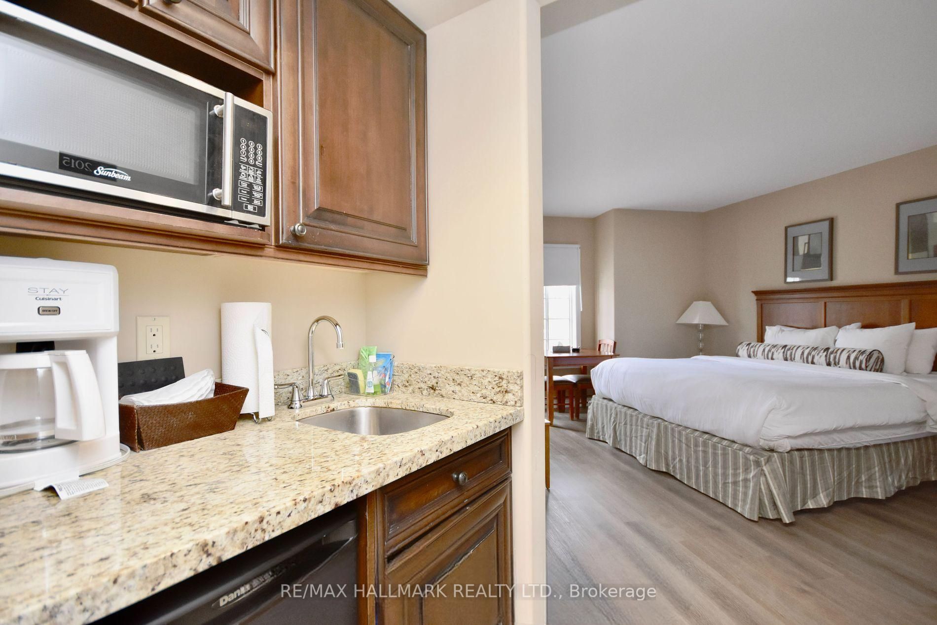 #2014/15 - 90 Highland Drive Property Photo 24