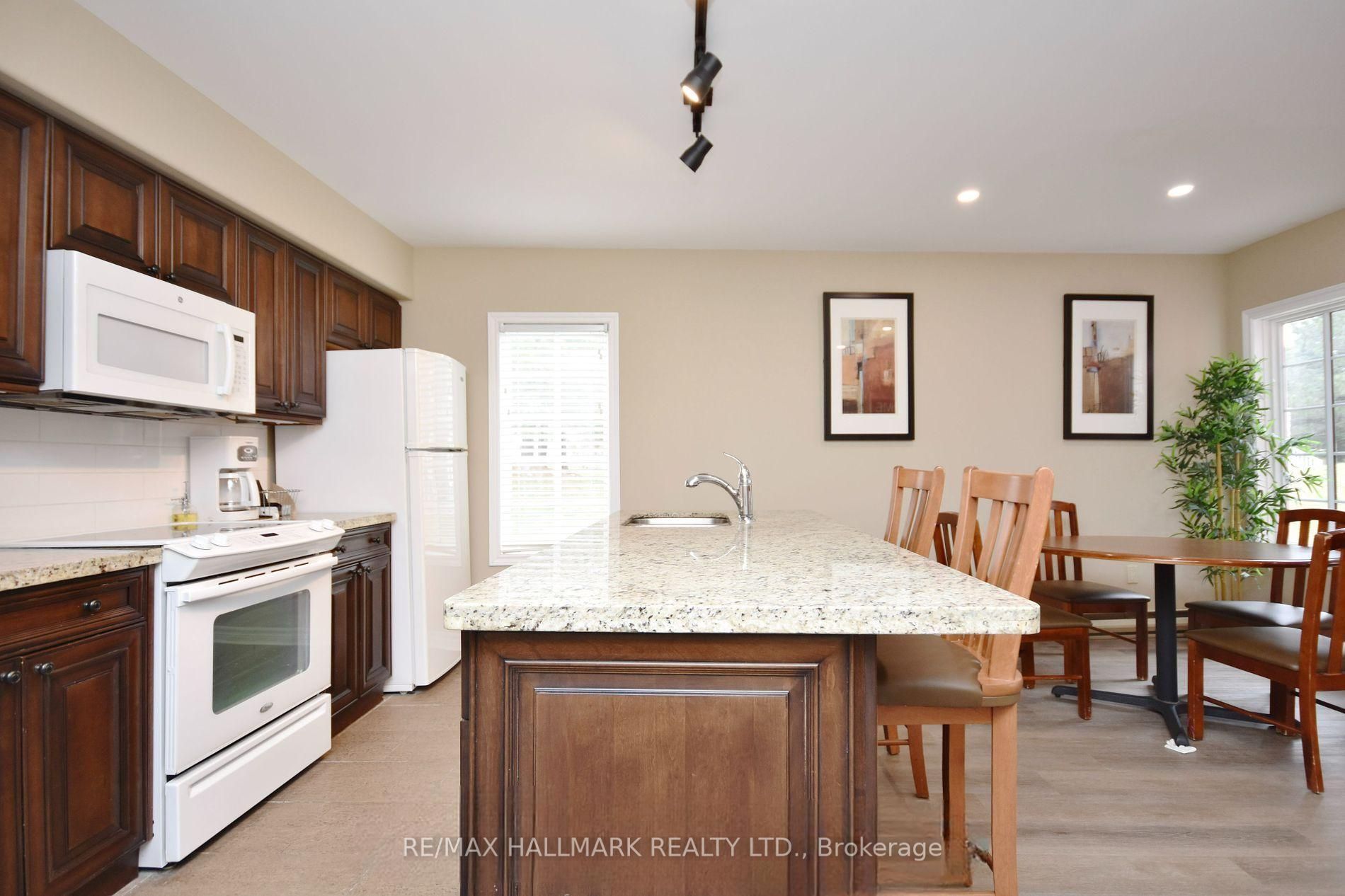 #2014/15 - 90 Highland Drive Property Photo 26