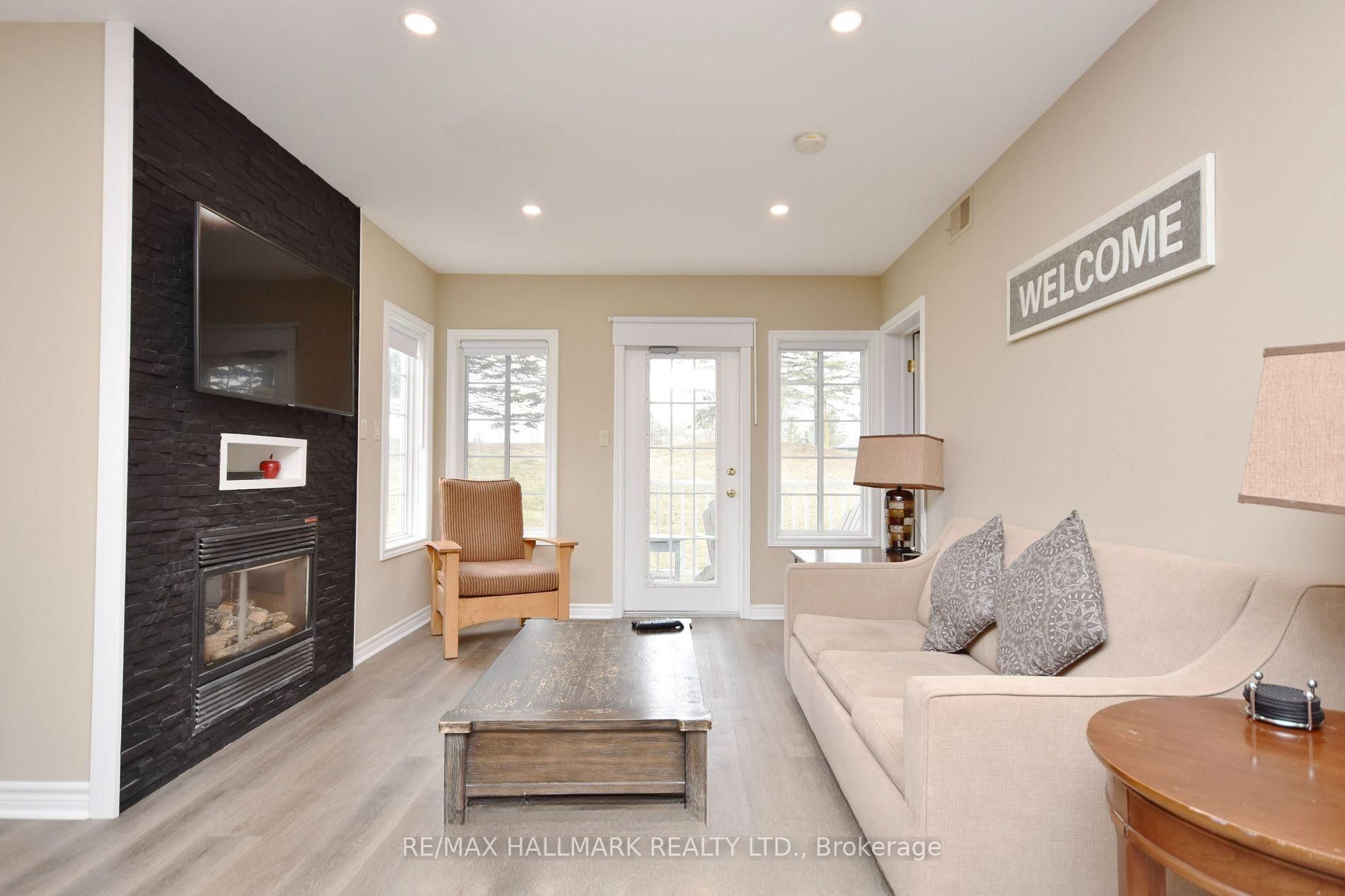 #2014/15 - 90 Highland Drive Property Photo 29