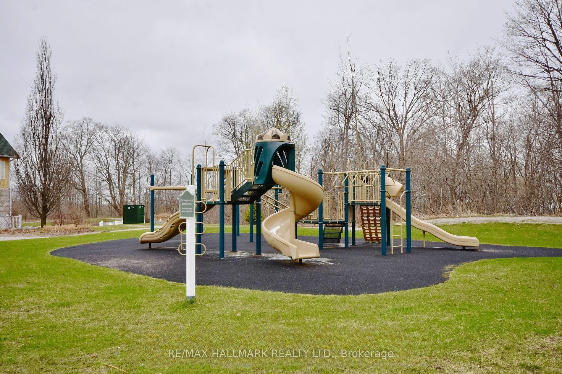#2014/15 - 90 Highland Drive Property Photo 37