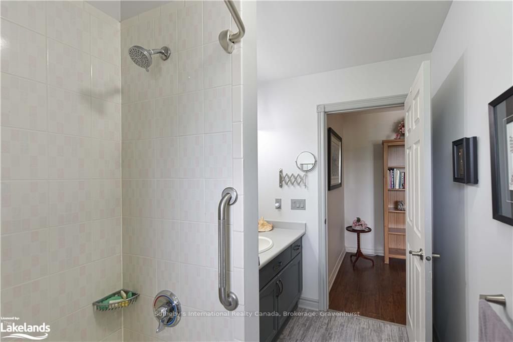 #101 - 10 Museum Drive Property Photo 21