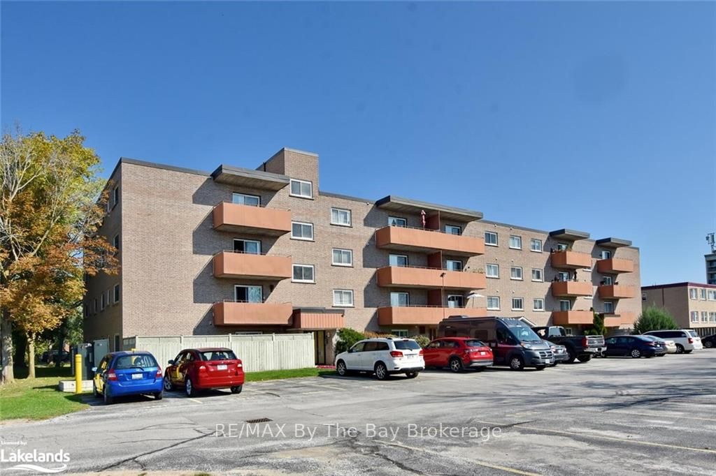#409 - 184 Eighth Street Property Photo 22