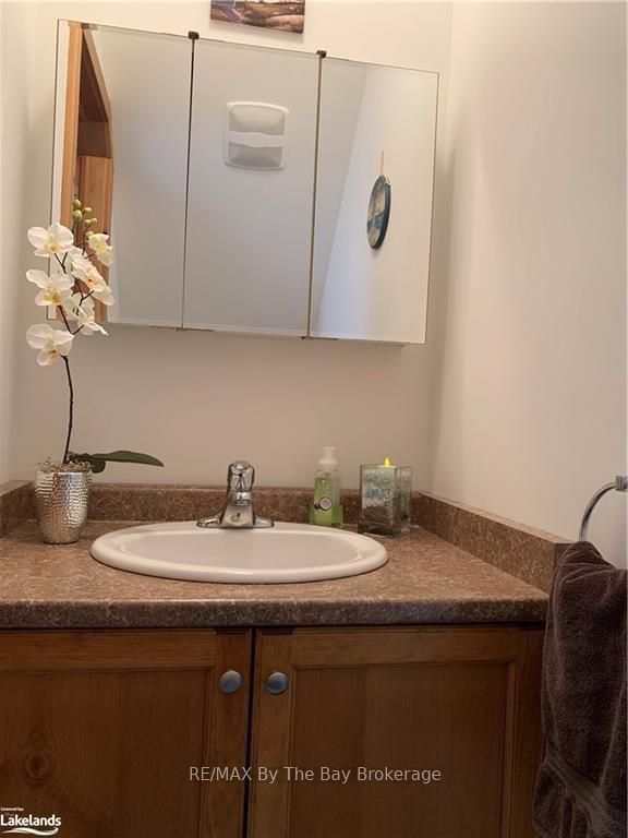 63 Madawaska Trail Property Photo 17