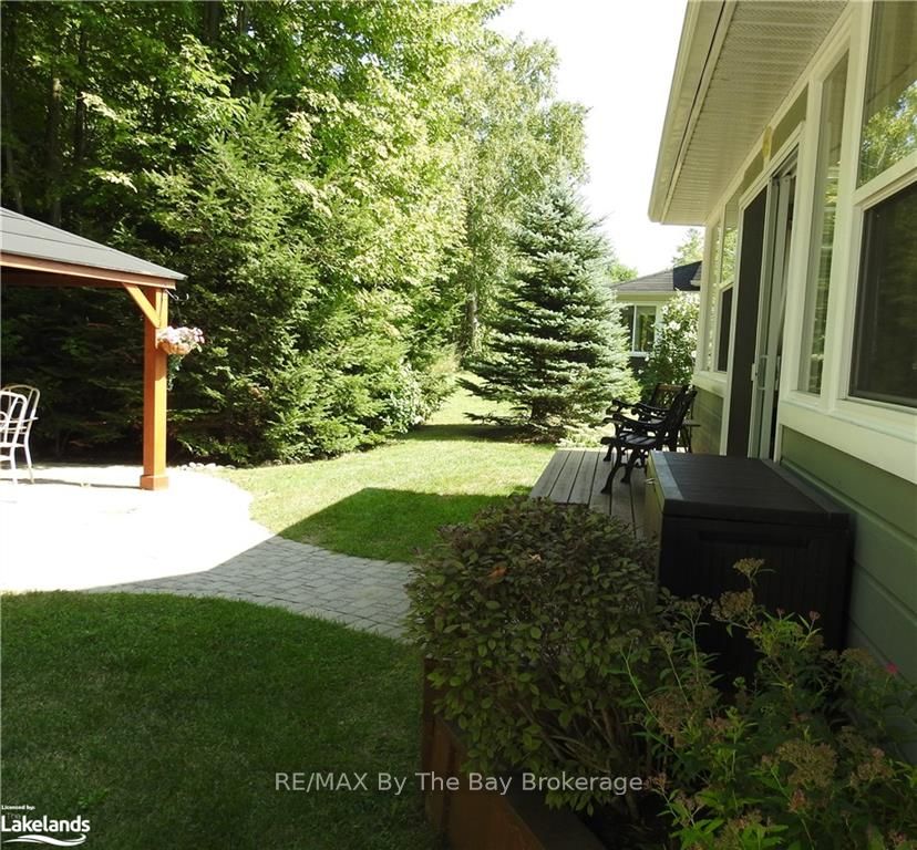 63 Madawaska Trail Property Photo 25
