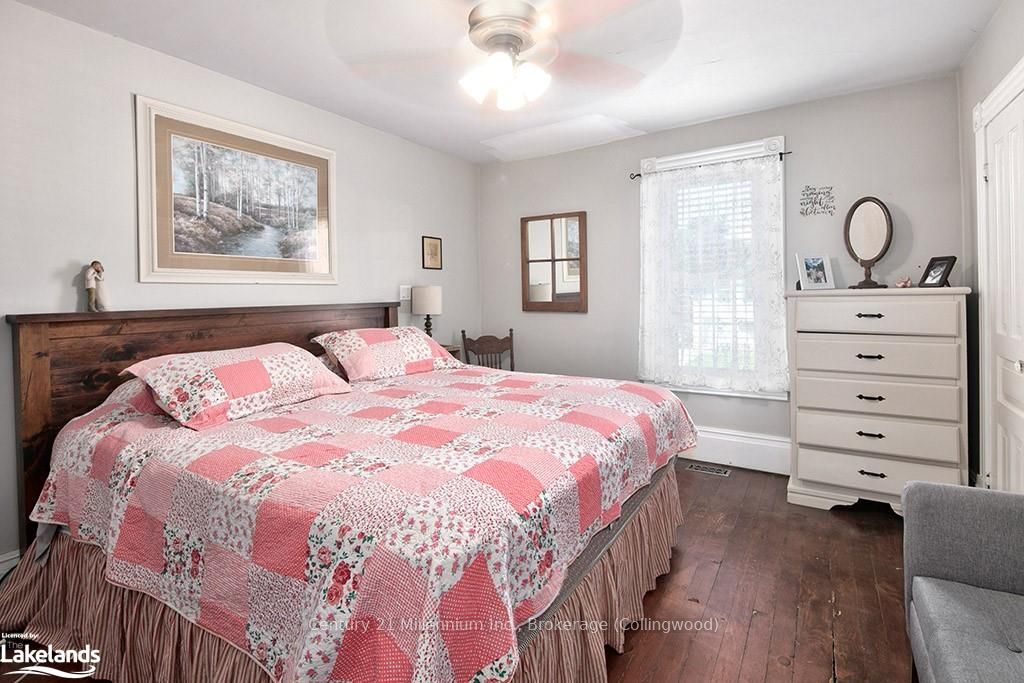 523 Hurontario Street Property Photo 26