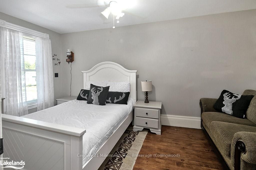 523 Hurontario Street Property Photo 27