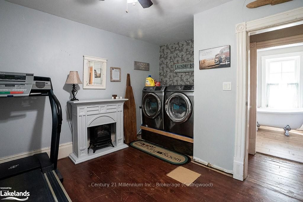 523 Hurontario Street Property Photo 30
