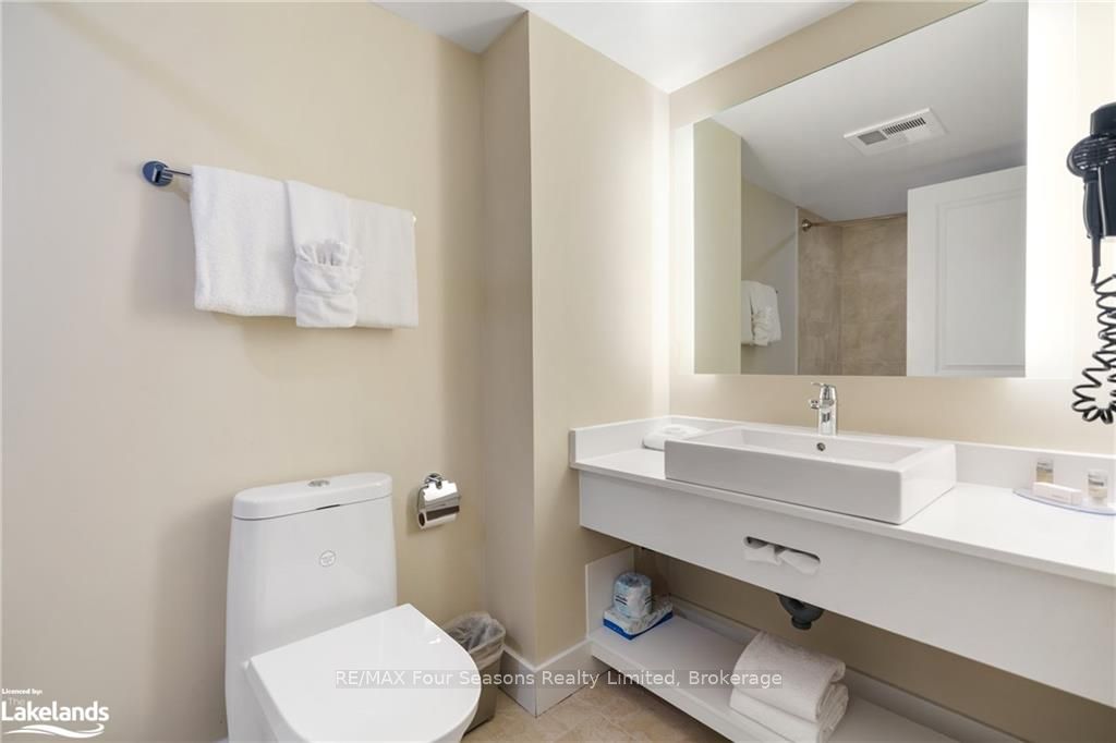 #6210-6212 - 9 Harbour Street Property Photo 16