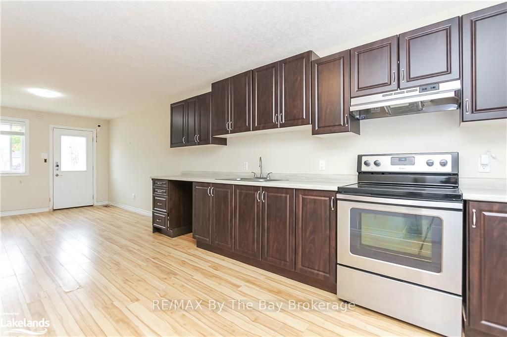 24 Glenwood Drive Property Photo 16