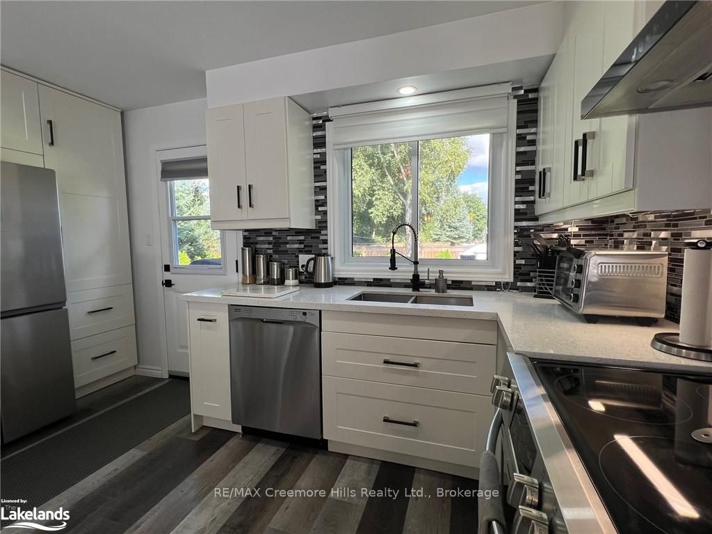 3 Jardine Crescent Property Photo 10