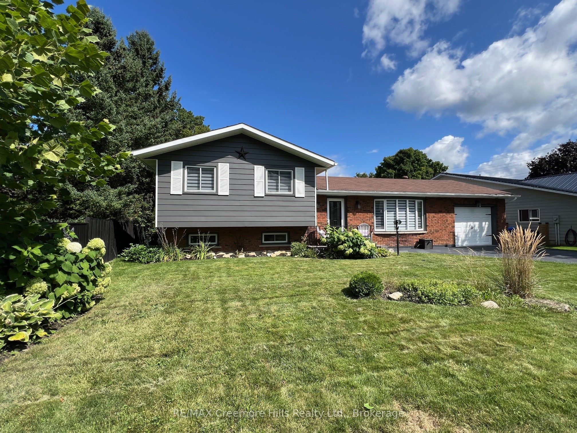 3 Jardine Crescent Property Photo 33