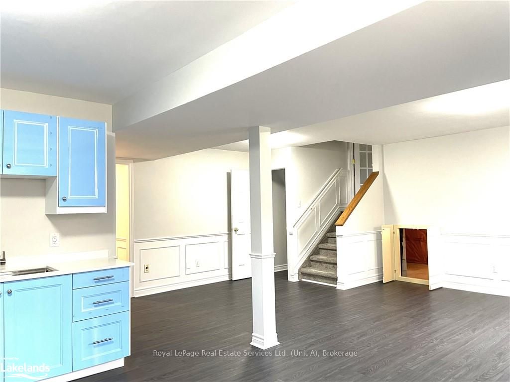 86 Wasaga Sands Drive Property Photo 6