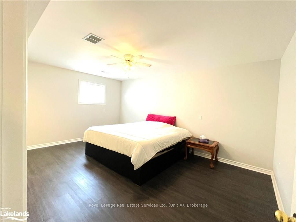 86 Wasaga Sands Drive Property Photo 10
