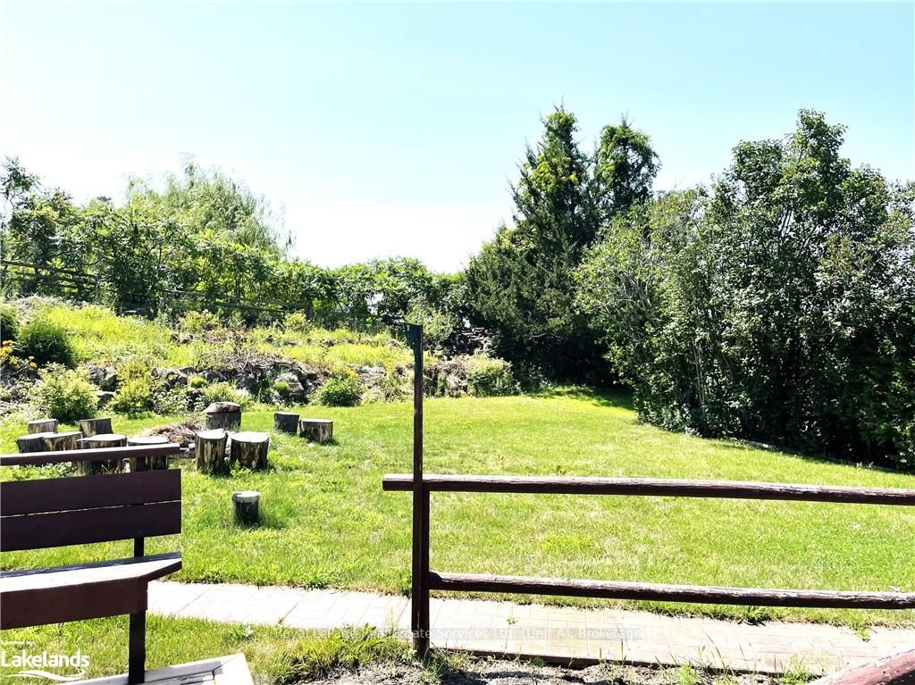 86 Wasaga Sands Drive Property Photo 15