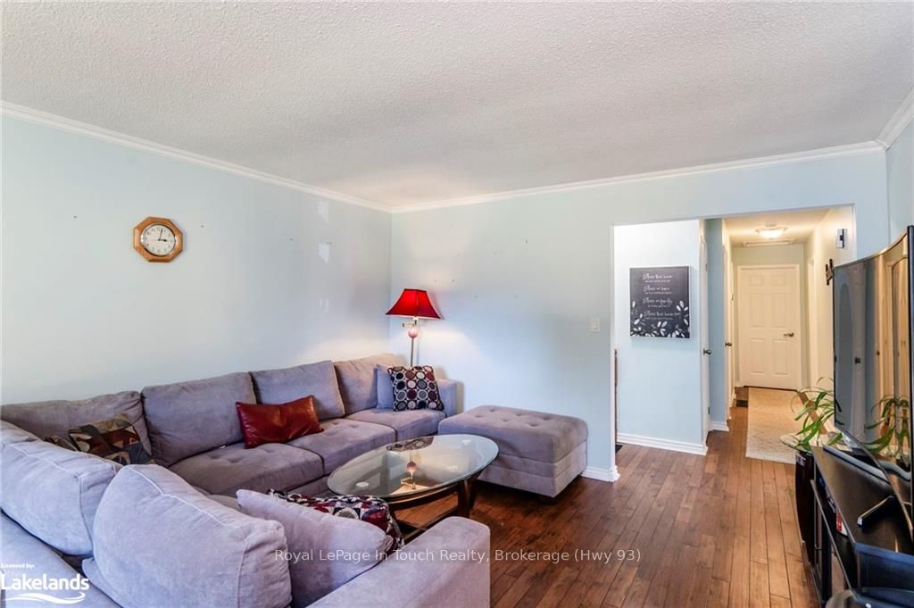 35 Dorcas Avenue Property Photo 11
