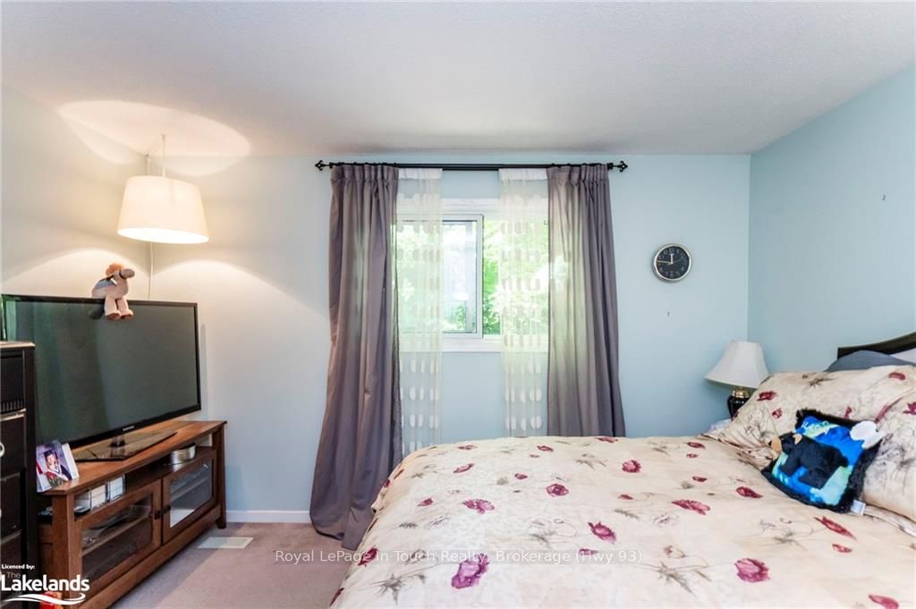 35 Dorcas Avenue Property Photo 20