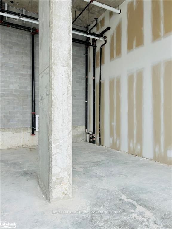 681 Yonge Street 17 Property Photo 5