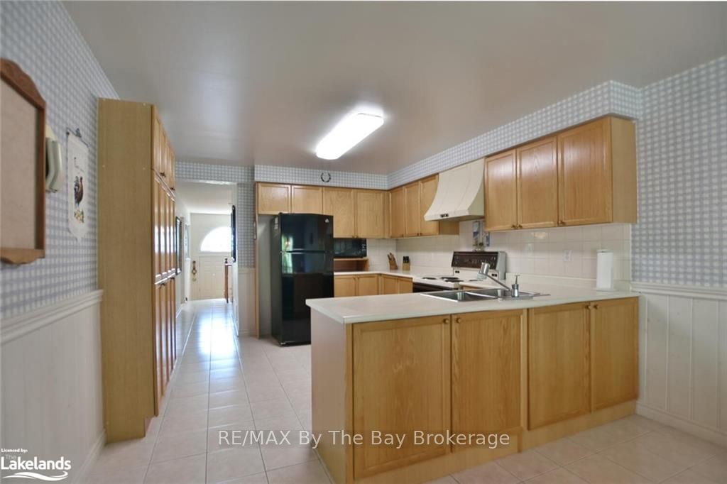 Address Unavailable Property Photo 12