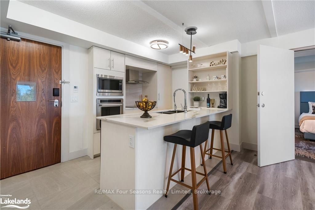 #6415-6417 - 9 Harbour Street Property Photo 6