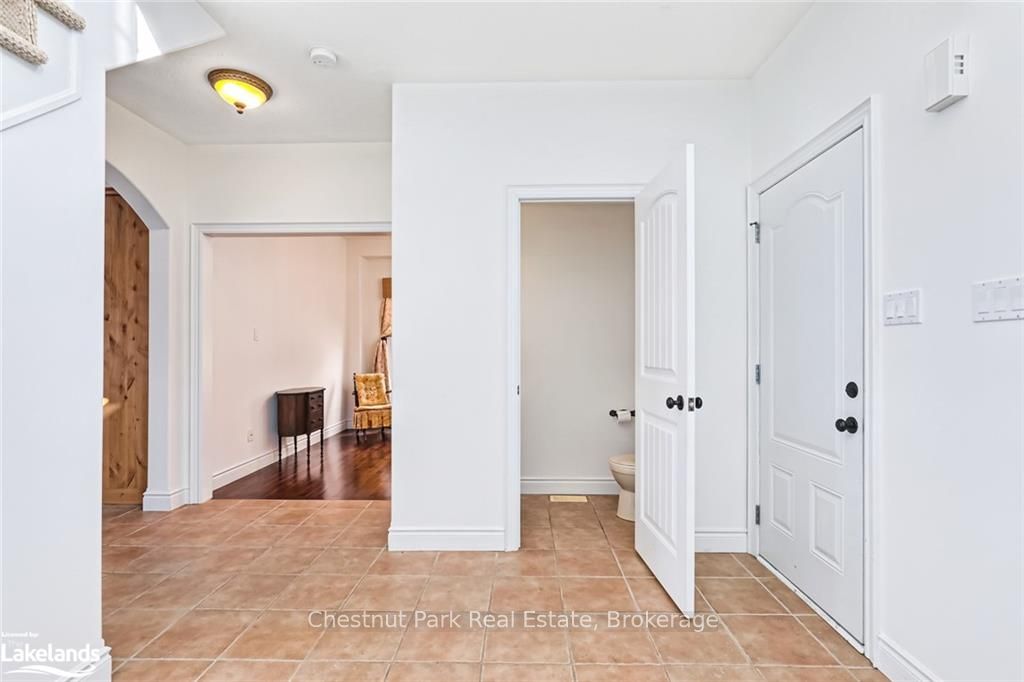23 Chamberlain Crescent Property Photo 8
