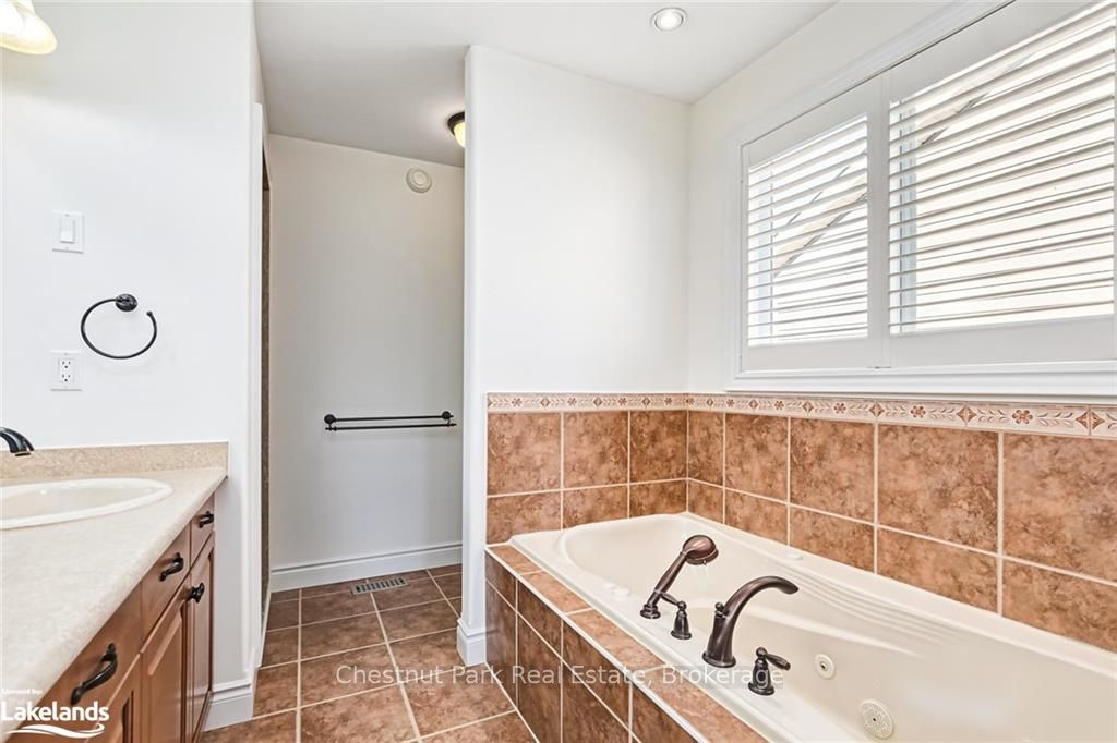 23 Chamberlain Crescent Property Photo 28