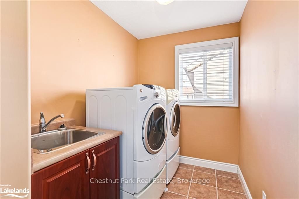 23 Chamberlain Crescent Property Photo 31