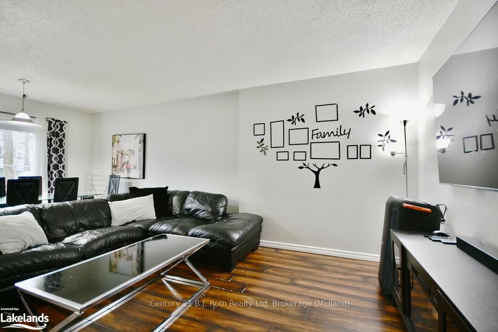 #7 - 441 Barrie Road Property Photo 10