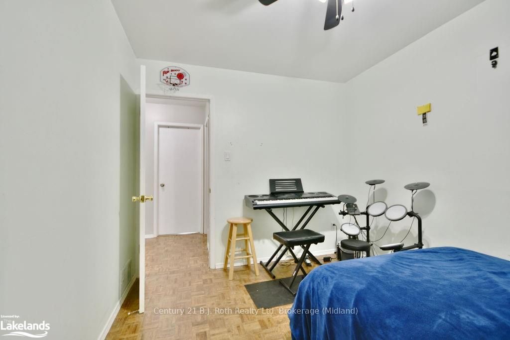 #7 - 441 Barrie Road Property Photo 16