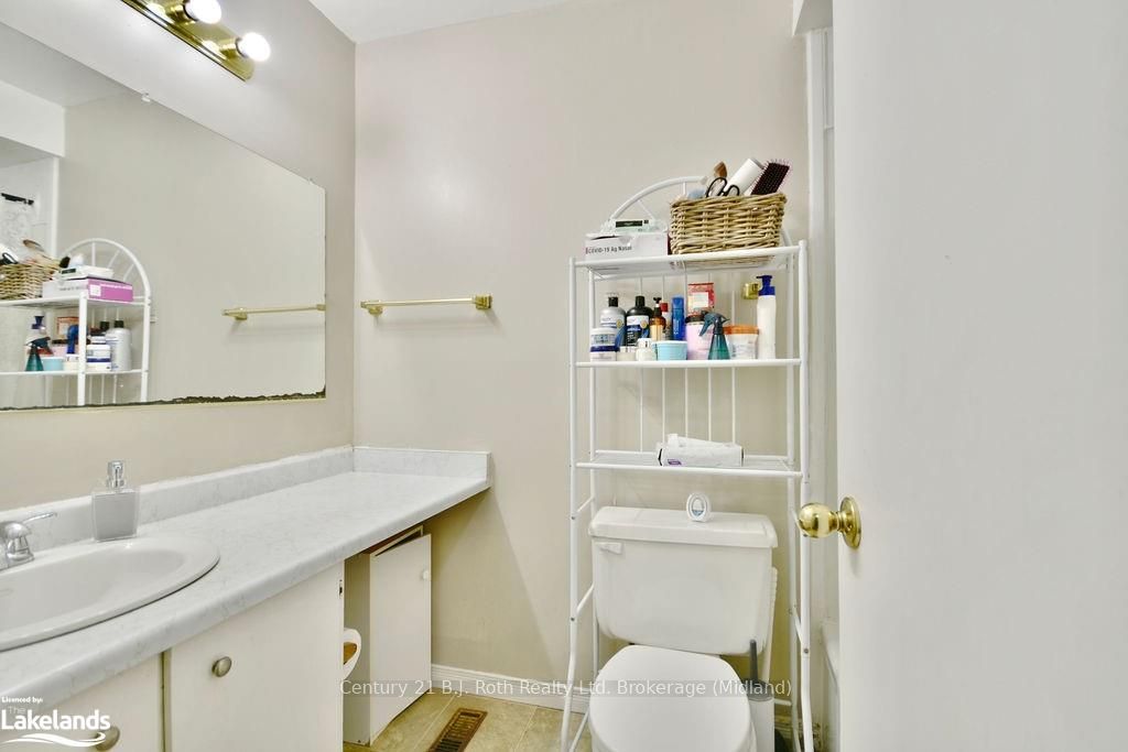 #7 - 441 Barrie Road Property Photo 17