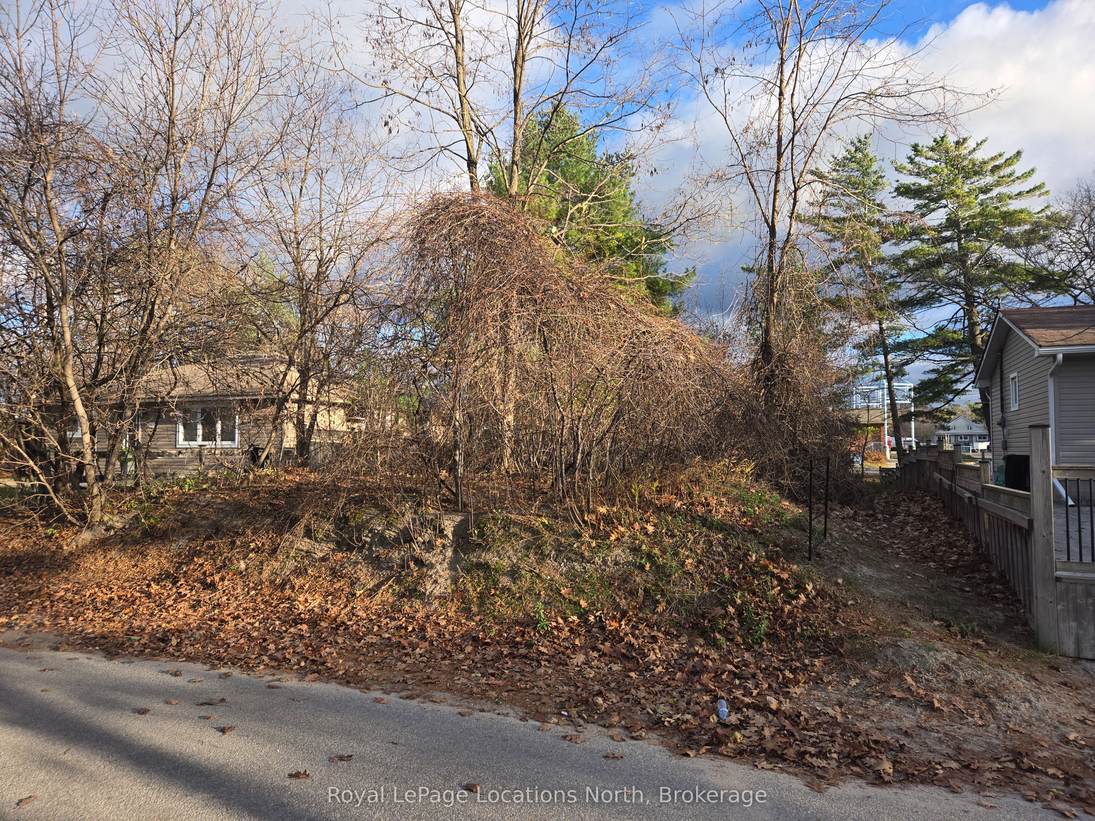 373 Dunkerron Avenue Property Photo 6