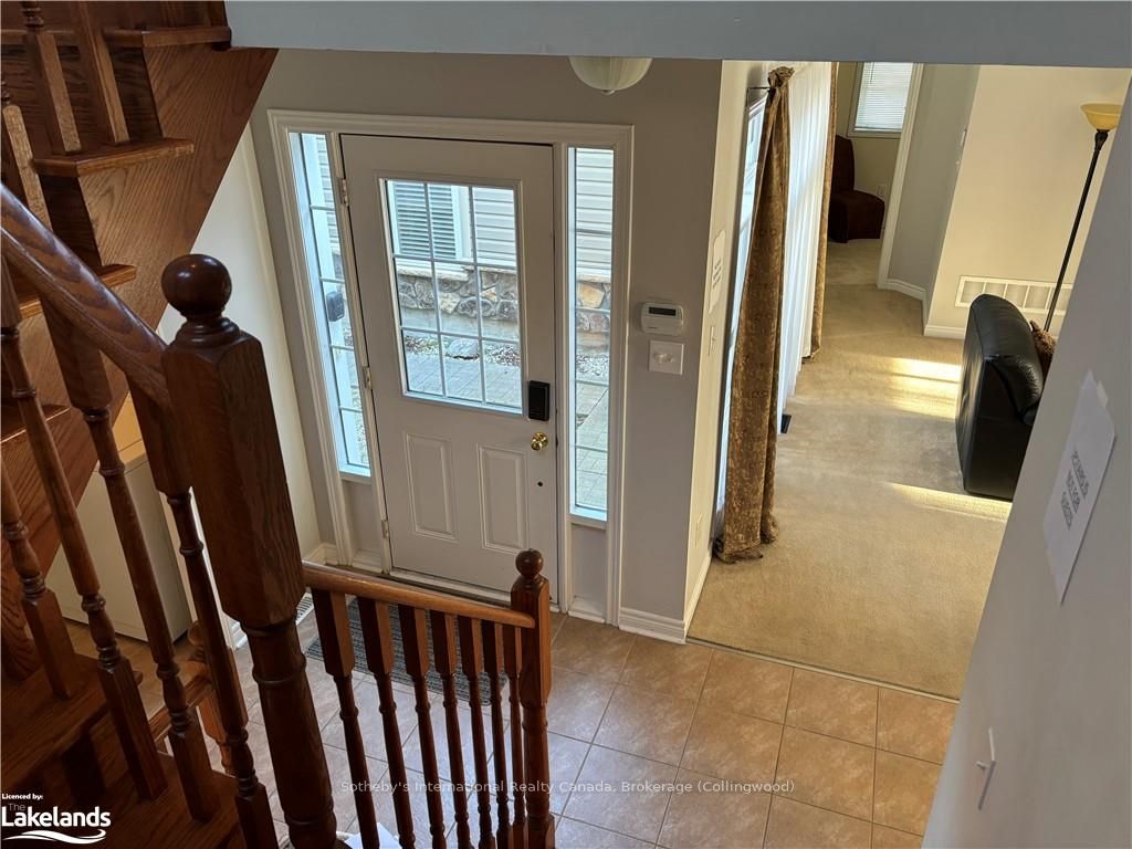 50 Silver Crescent Property Photo 4