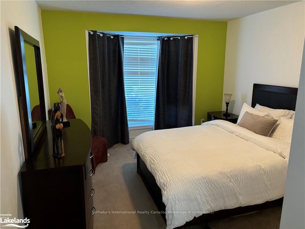50 Silver Crescent Property Photo 16
