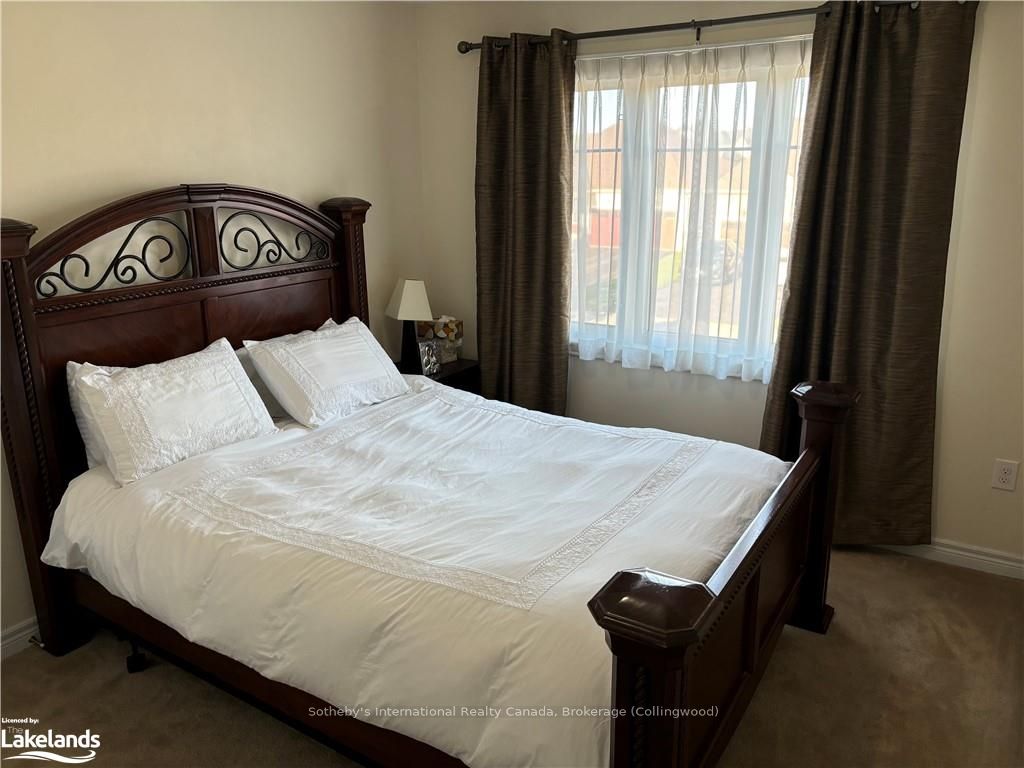 50 Silver Crescent Property Photo 18