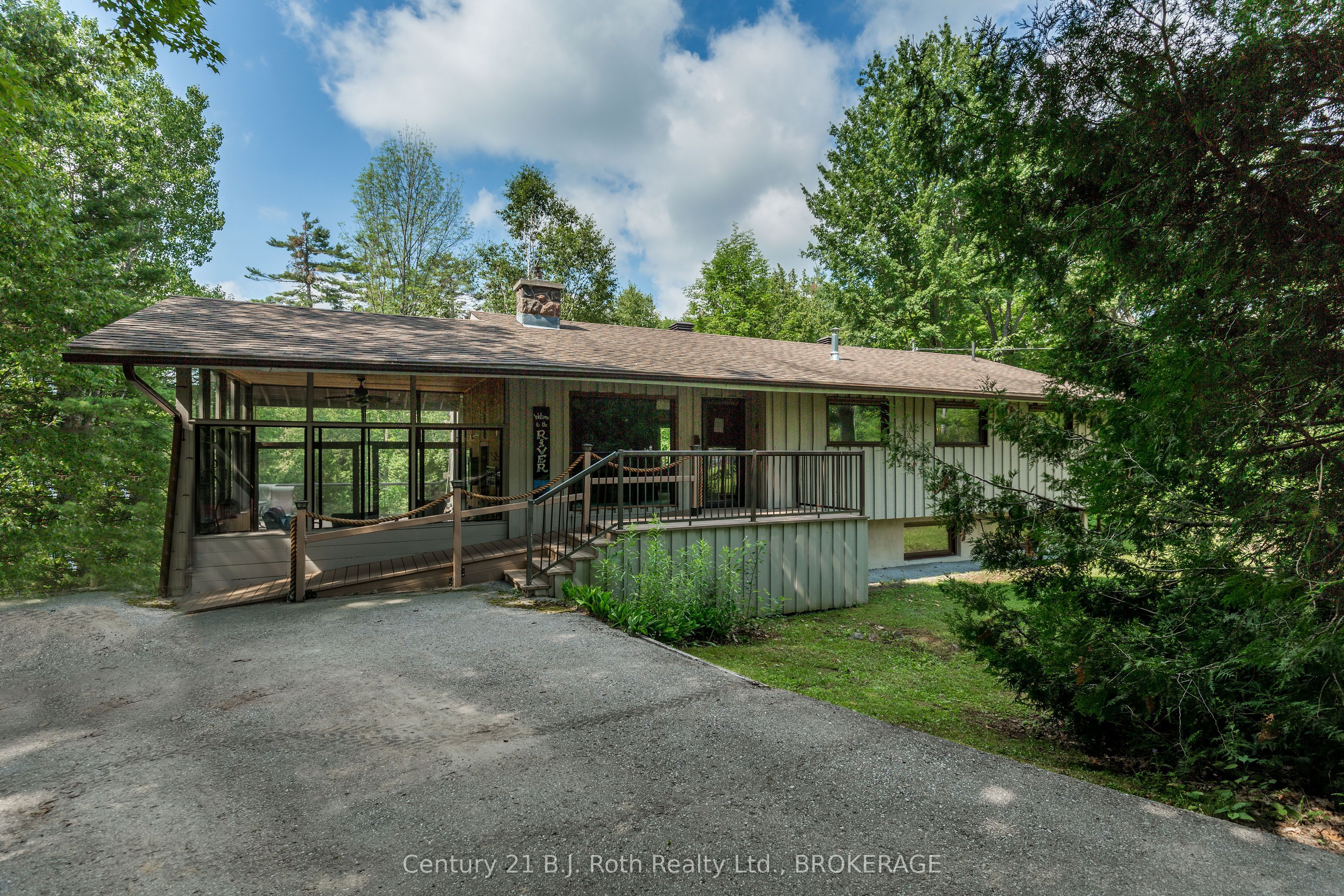2983 WHELAN Way Property Photo 1