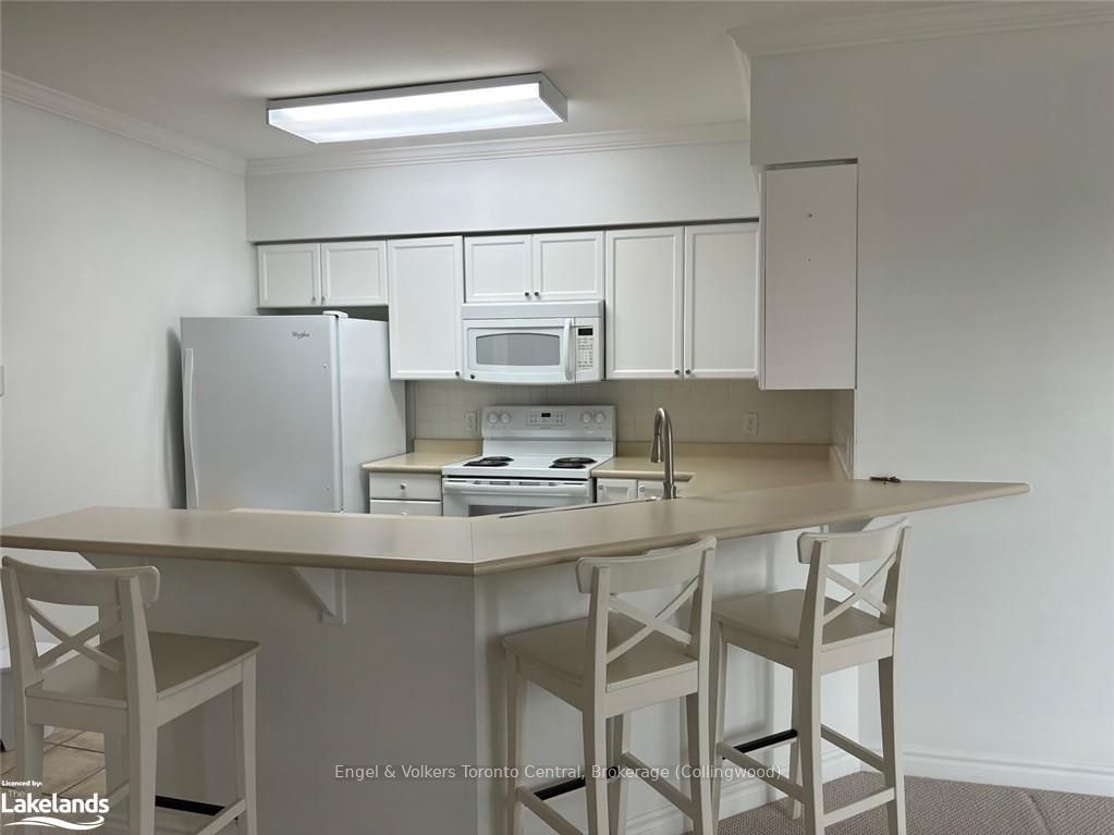 #102 - 16 Raglan Street Property Photo 7