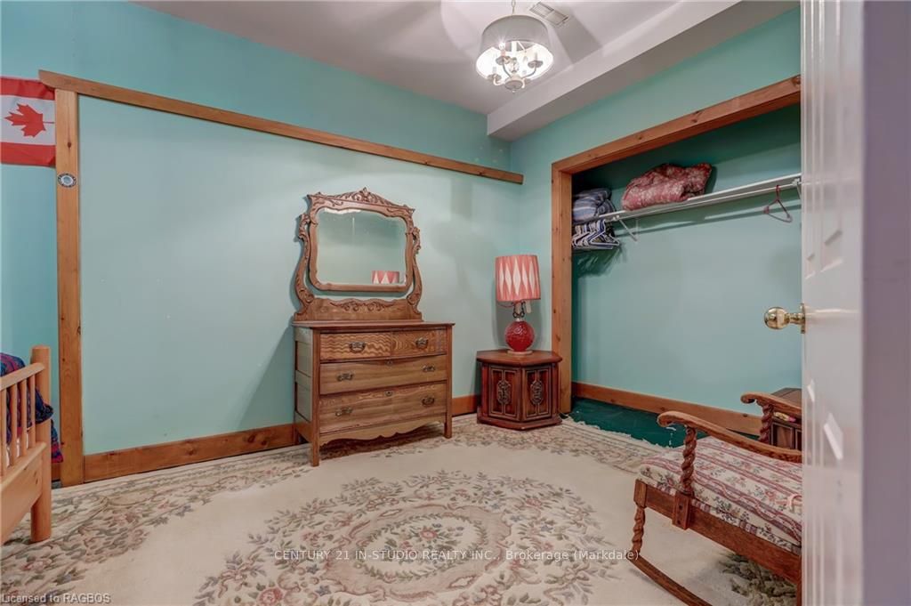 143 Sunnidale Road Property Photo 11