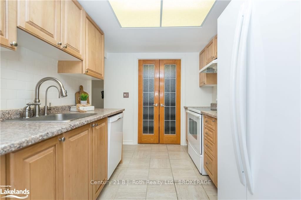 #305 - 65 Ellen Street Property Photo 15