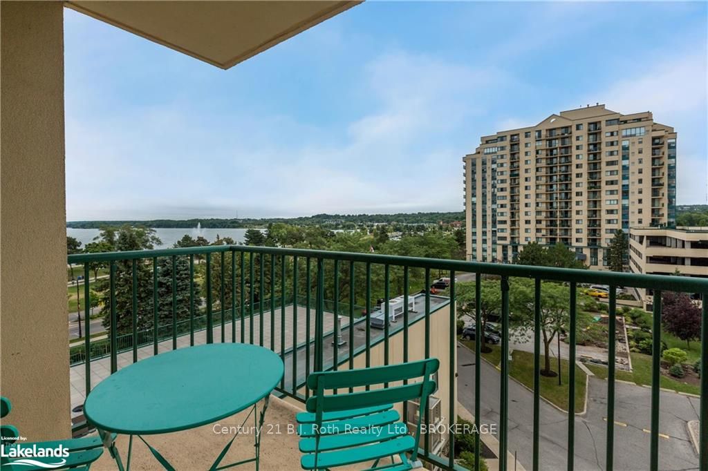 #305 - 65 Ellen Street Property Photo 32