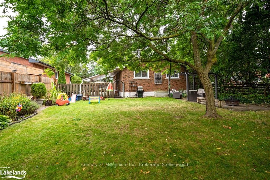 14 Saint Vincent Street Property Photo 41