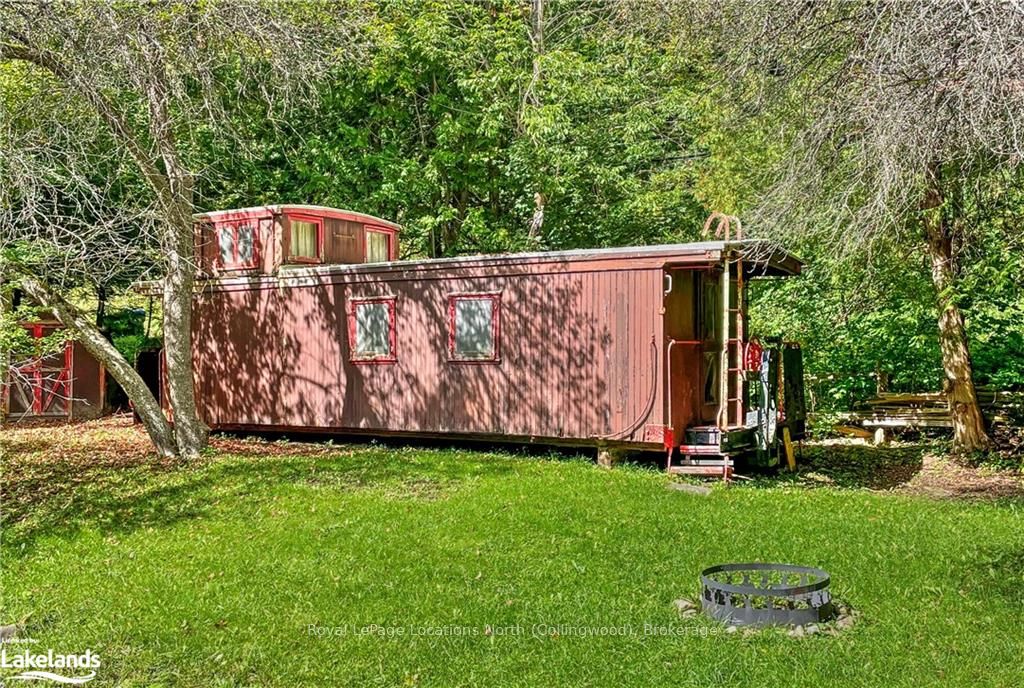 8819 9 County Road Property Photo 8