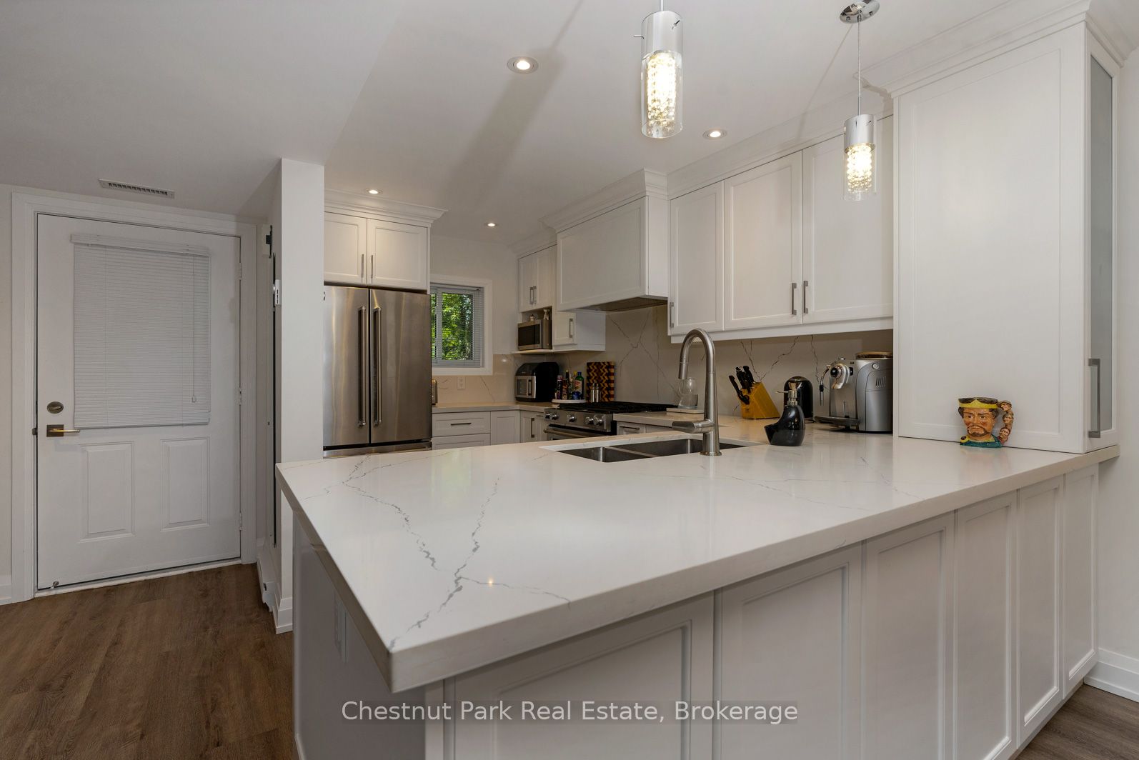 774 Johnston Park Avenue Property Photo 9