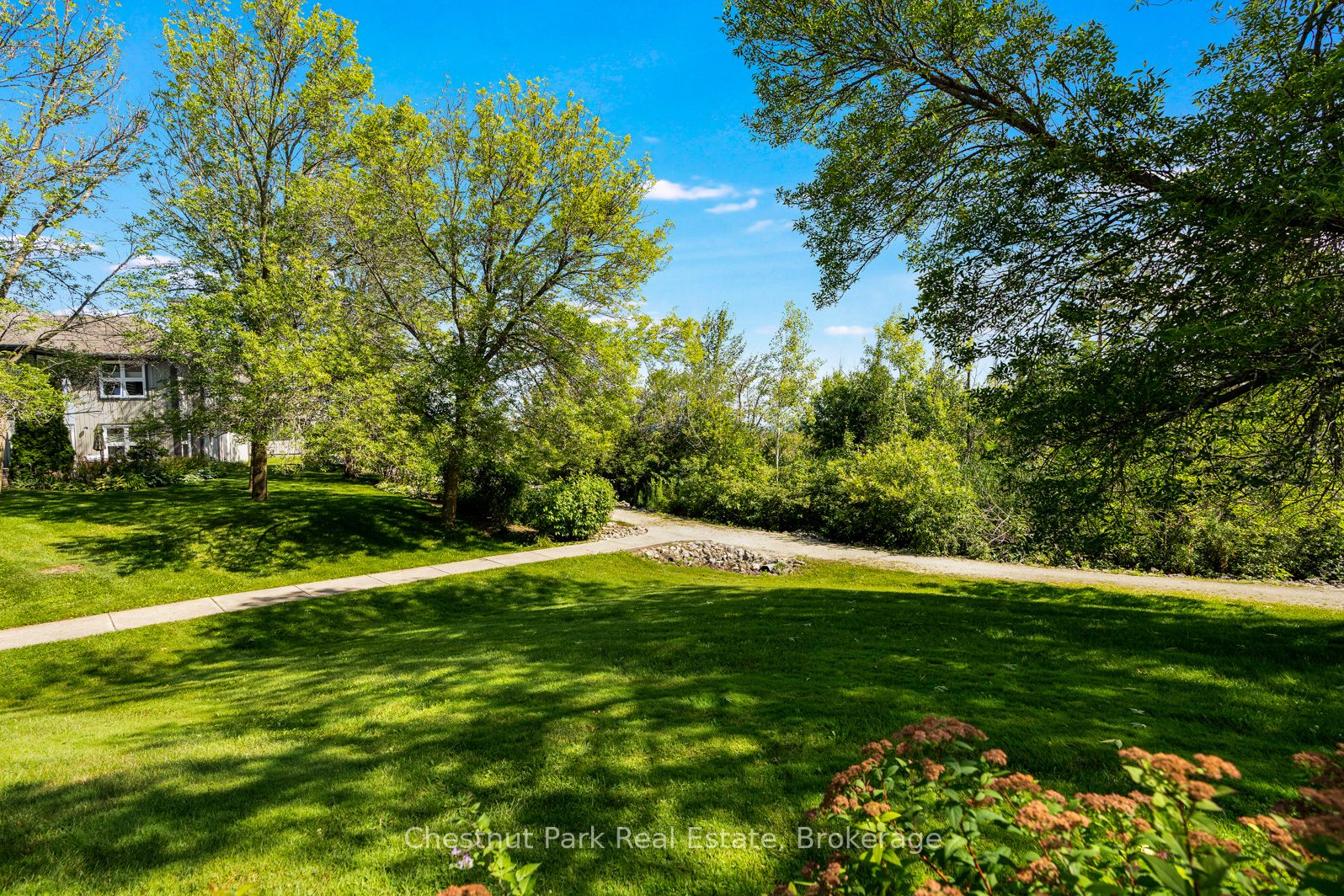 774 Johnston Park Avenue Property Photo 29