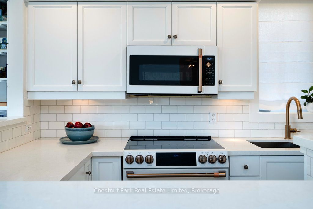 627 Johnston Park Avenue Property Photo 12