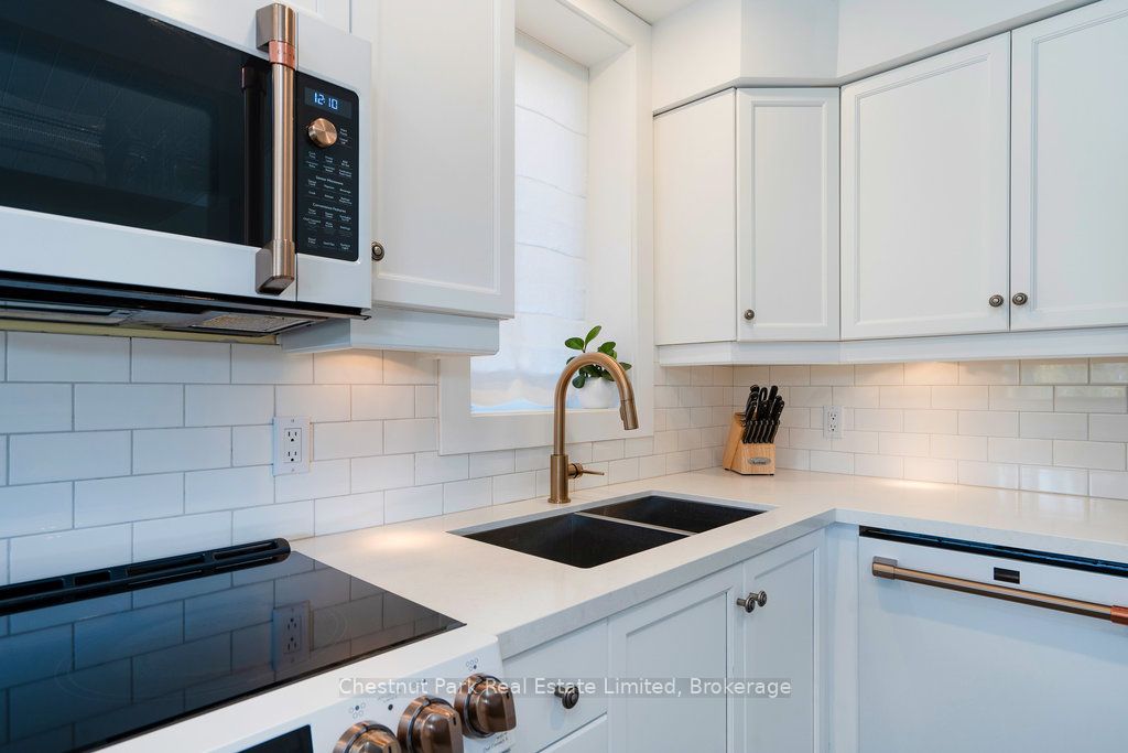 627 Johnston Park Avenue Property Photo 14