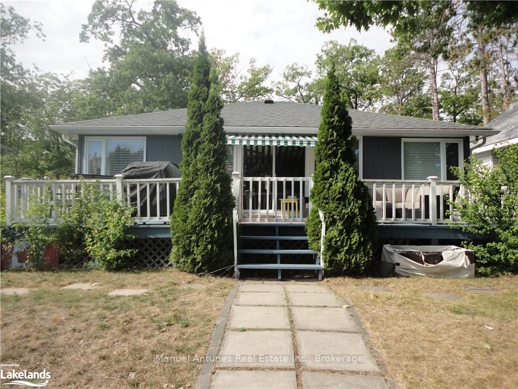 1089 Mosley Street Property Photo 11