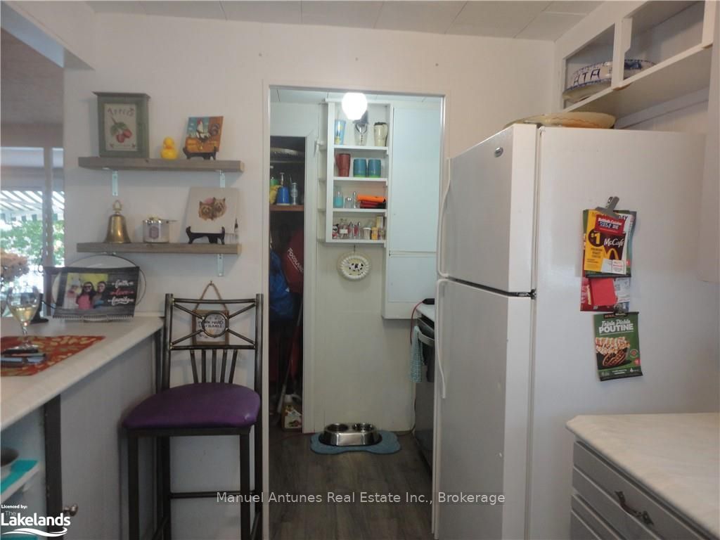 1089 Mosley Street Property Photo 15