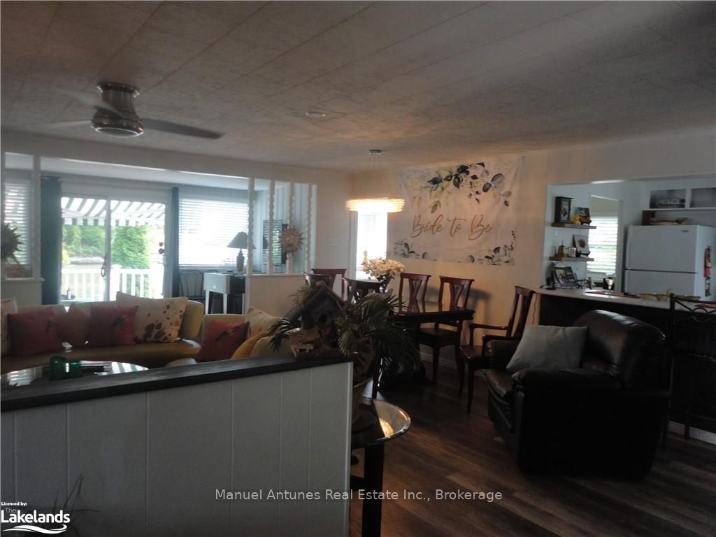 1089 Mosley Street Property Photo 16